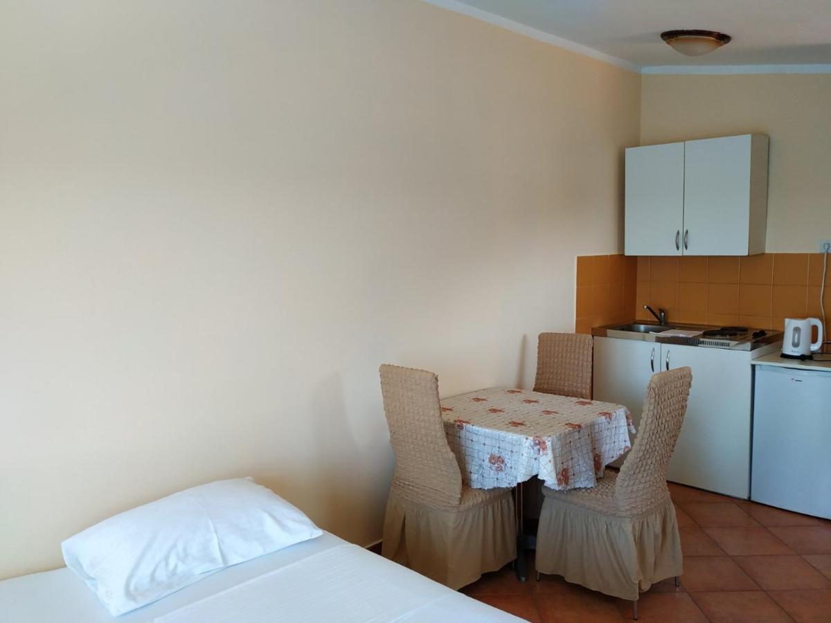 Apartmani Orange Dreams Сутоморе Экстерьер фото